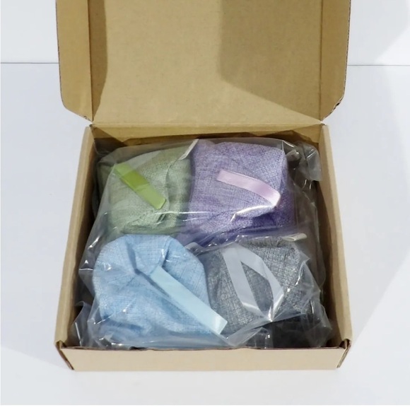 4-Pack Antgenix Air Purifying Bags with Bamboo Charcoal - Picture 3 of 4